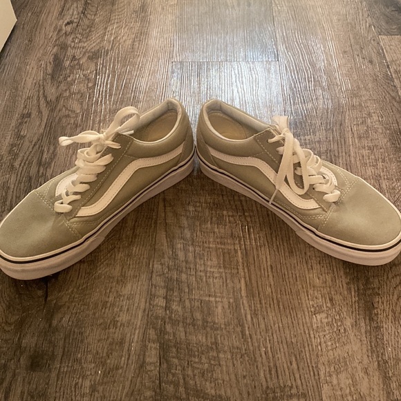 Pale Green Ole Skool Vans - Picture 2 of 4